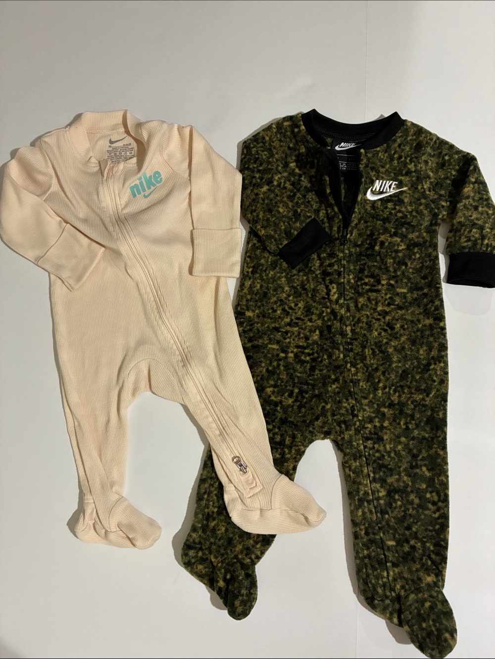 Nike Kids Footed Rompers in Cream and Olive Camo